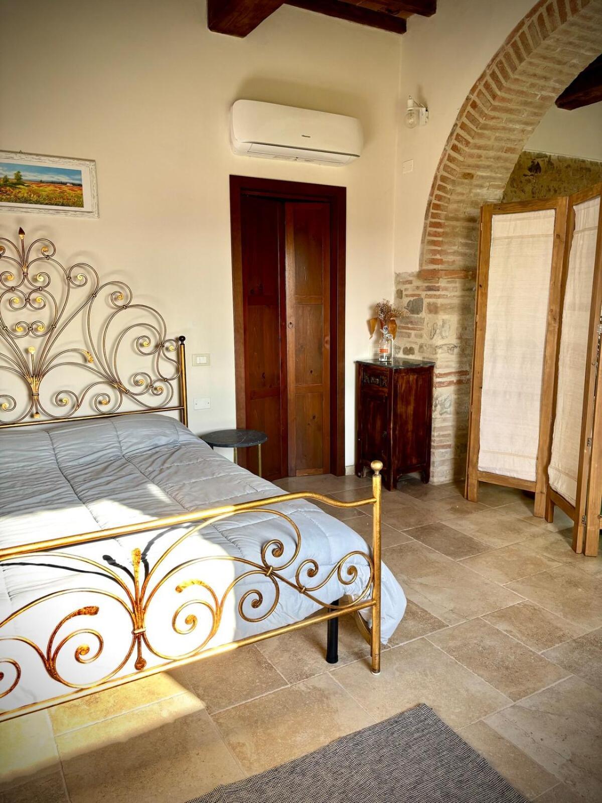 Birillo 1824 Hotel Poggibonsi Luaran gambar